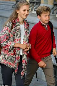 De prinses werd vernoemd naar haar grootmoeder koningin astrid. I M Back Princess Princess Elisabeth Duchess Of Brabant Facebook