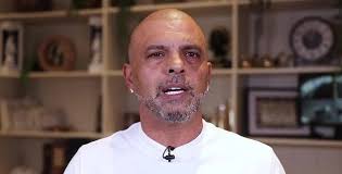 סתם הכנסתם את אבא שלי לכלא": העימות של אייל גולן עם המתלוננת כל הפרטים >>>  https://www.srugim.co.il/?p=1090546