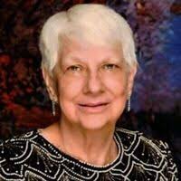 Lorena Pratt's Instagram, Twitter & Facebook