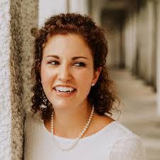 Kara Klein's Instagram, Twitter & Facebook