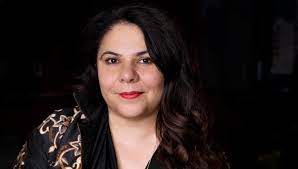 Michela murgia (cabras, 3 giugno 1972) è una scrittrice, blogger, drammaturga critica letteraria e opinionista televisiva italiana, autrice dell'opera accabadora e vincitrice dei premi campiello, dessì e supermondello. Chi E Michela Murgia Figli Marito Politica Libri Vita Privata Instagram Eco Della Lombardia