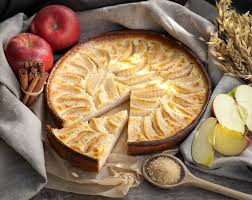 Tarte Amandine Aux Pommes Recette En 2020 Tarte Aux Pommes Normande Tarte Amandine Tarte Aux Pommes