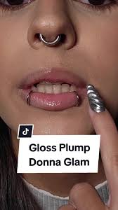 Donna Michelle Lip Gloss Plum