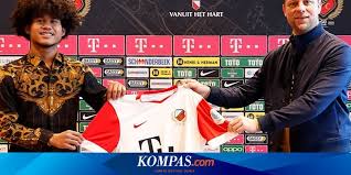 The total size of the downloadable vector file is 0.04 mb and it contains the fc. Vietnamese Media Envy See Good Kahfi Join Fc Utrecht Page All Netral News