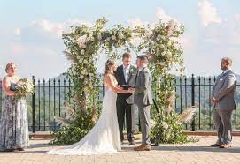Point Lookout Vineyards Hendersonville Nc Wedding Reception Chairs Wedding Venue Decorations Wedding Company
