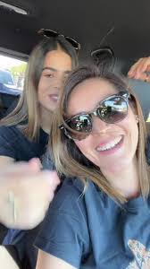 #saliotoxica @Karleshion 🤠 se me enojo 🤣