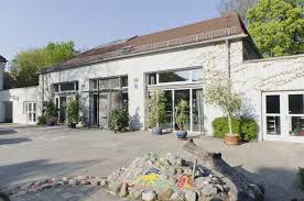 Unser tagungszentrum befindet sich in gauting, nur ca. Offene Jugendarbeit