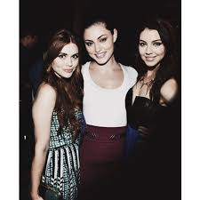 Pin By Naiara On My Polyvore Finds Phoebe Tonkin Adelaide Kane Phoebe Tonkin The Originals