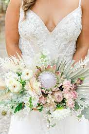 Along with a variety of custom cakes, julia's also offers a full line of in store baked goods. Wedding Bouquets