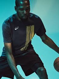 Kevin wayne durant was born in 1988 in washington d.c. Kevin Durant Nike Tr