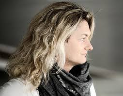 Kissin Projects :: Photos, videos, logos, illustrations and branding ::  Behance