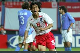 Di sanalah dia mengawali sekaligus mengakhiri kariernya di timnas italia. On This Day 18 Juni 2002 Laga Kontroversial Korsel Versus Italia Di Piala Dunia 2002 Bolasport Com
