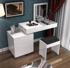 Elegant Modern Dressing Table Design For Bedroom Interior With Folding Mirror Modern Dressing Table Designs Dressing Table Design Bedroom Design