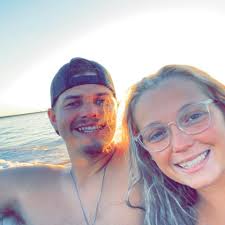 Baylee Farmer (@baylee.farmer.3) • Facebook