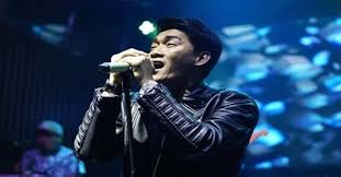 Namun, apa boleh buat, tugas dan deadline selalu menghantui kapan pun dan di mana pun. Pasha Nyanyikan Lagu Seventeen Ifan Nggak Tahu Kapan Nyanyi Lagi