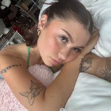 Valerie Longoria's Instagram, Twitter & Facebook