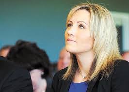 Diane Forsythe's Instagram, Twitter & Facebook