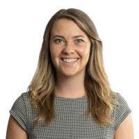 Stephanie Poyner's Instagram, Twitter & Facebook