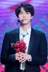 2019 is almost over, which means 'tis the season twitter's most prestigious 2019 kim seok jin awards. Pin By Jiminluv On Seokjin 2019 Bts Jin Worldwide Handsome Kim Seokjin