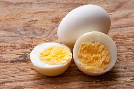 El huevo tiene una utilidad extraordinaria en la cocina por sus propiedades coagulantes y aglutinantes. Esta Es La Manera Correcta De Hacer Huevos Duros Lo Estabamos Haciendo Mal Para Ti