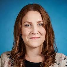 Suzanne Green's Instagram, Twitter & Facebook