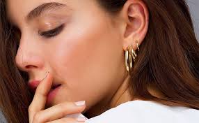 Amazon.com: Yesteel 9 זוגות עגילי חישוק זהב לנשים, כסף סטרלינג 925 פוסט 14  קראט מצופה זהב אמיתי עגילי חישוק עבים לנשים עגילים היפואלרגניים עבים קלי  משקל לנשים תכשיטים מתנות, מדיום, פליז, ללא