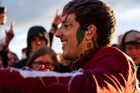 Pin By Brianna Lacefield On Oli S Oliver Sykes Bmth Bring Me The Horizon