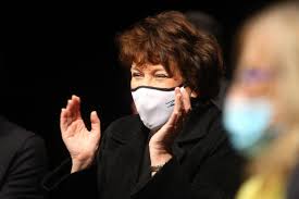 Charly baran aime michel sardou et le chantera pour la fête de la musique. La Fete De La Musique Maintenue Sous Conditions Confirme Roselyne Bachelot