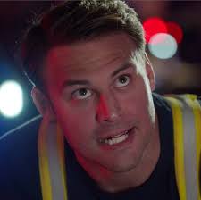 9-1-1's Eddie Diaz reaches breaking point in emotional scenes