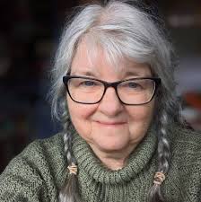 Using mini clothes pins for holiday cards