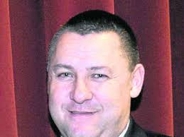 Rekordverdächtige Neuwahl: Präsident tritt nach zehn Minuten schon wieder  zurück