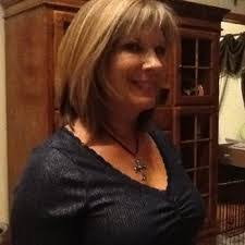 Linda Lambdin's Instagram, Twitter & Facebook