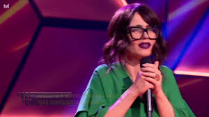 She debuted in 2008 with her single okay alright, which was included on the soundtrack of the portuguese series morangos com açúcar. Aurea Someone Like You All Together Now Youtube