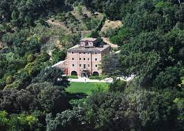 Un giardino, una terrazza prendisole e una terrazza solarium sono a disposizione presso villa lattanzi fermo che si trova a 4.5 km dagli ai caduti sul. Homepage Villa Lattanzi
