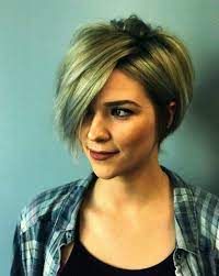 Frisuren Sehr Dunnes Haar 2021 Feine Dunne Haare Haar Runde Gesichter Coole Frisuren