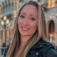 50+ "Lauren Cia" profiles