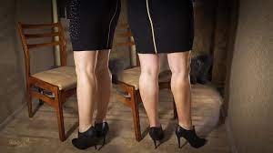 Amateur Milf In High Heels Showing Off Her Thick Calves - XVIDEOS.COM