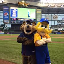 Minnesota Twins T C Bear And Milwaukee Brewers Birney Brewer Minnesota Twins Mascot Milwaukee Brewers
