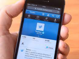 The latest term to go viral is ratioed, and although it mainly exists on twitter, it is also used on people have been curious to see what this means, and many twitter users have been trying to work. Twitter Un Famous Twitter Users Can Make Money From Tweets Gone Viral With Just A Simple Reply The Economic Times