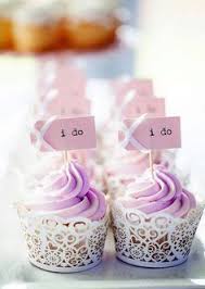 Mini Wedding Cake Wedding Cupcake Http Www Deerpearlflowers Com Wedding Cupcakes Ideas We Love Lavendel Hochzeit Hochzeitsdesserts Hochzeits Cupcakes
