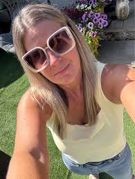 We are coming to the end of a 3 week roadtrip island hopping in the Outer  Hebrides. Our first stop was the beautiful islands of Barra and Vatersay  with their long white