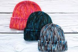 Manos Maxima Hat Free Knitting Pattern Knitting Blogs Knitting Knitting Patterns