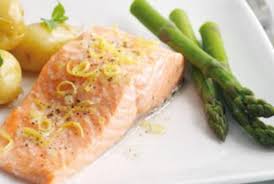 Saumon Et Asperges A La Vapeur Recette Cuisson Des Aliments Idee Recette Recette Cooking Chef