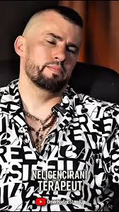 Koja je najteža borba? Čak i profesionalnom boxeru? Ako se pitate što "ne  šukam". Šukni mu ti, majke mi moje. Damir Beljo je gost kod "NELICENCIRANOG  TERAPEUTA". Cijela epizoda na mom YT kanalu.