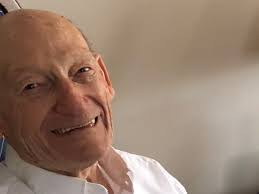 Mark Reutter's Instagram, Twitter & Facebook