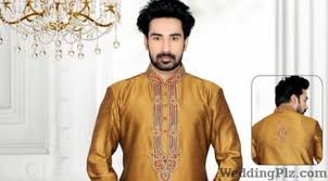 Vanity homme is a mumbai based luxury clothing brand for mens suits that is highly known to provide high end luxury suits,wedding suits,custom made suits & designer suits in mumbai. Groom Wear In Mumbai Mens Wedding Wear Mumbai Weddingplz