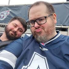 Carl Warren's Instagram, Twitter & Facebook