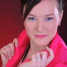 Sarah Busse's Instagram, Twitter & Facebook