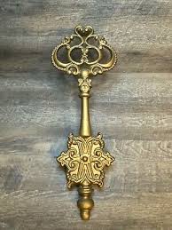 Find the products you love for less at kohl's®. Vintage Hoda Key Wall Art Cast Metal Gold 23 1 2 Excellent Ebay