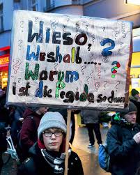 Justizministerin barley setzt sachsens behörden unter druck. Demonstranten Weisen Pegida In Die Schranken Deutschland Badische Zeitung